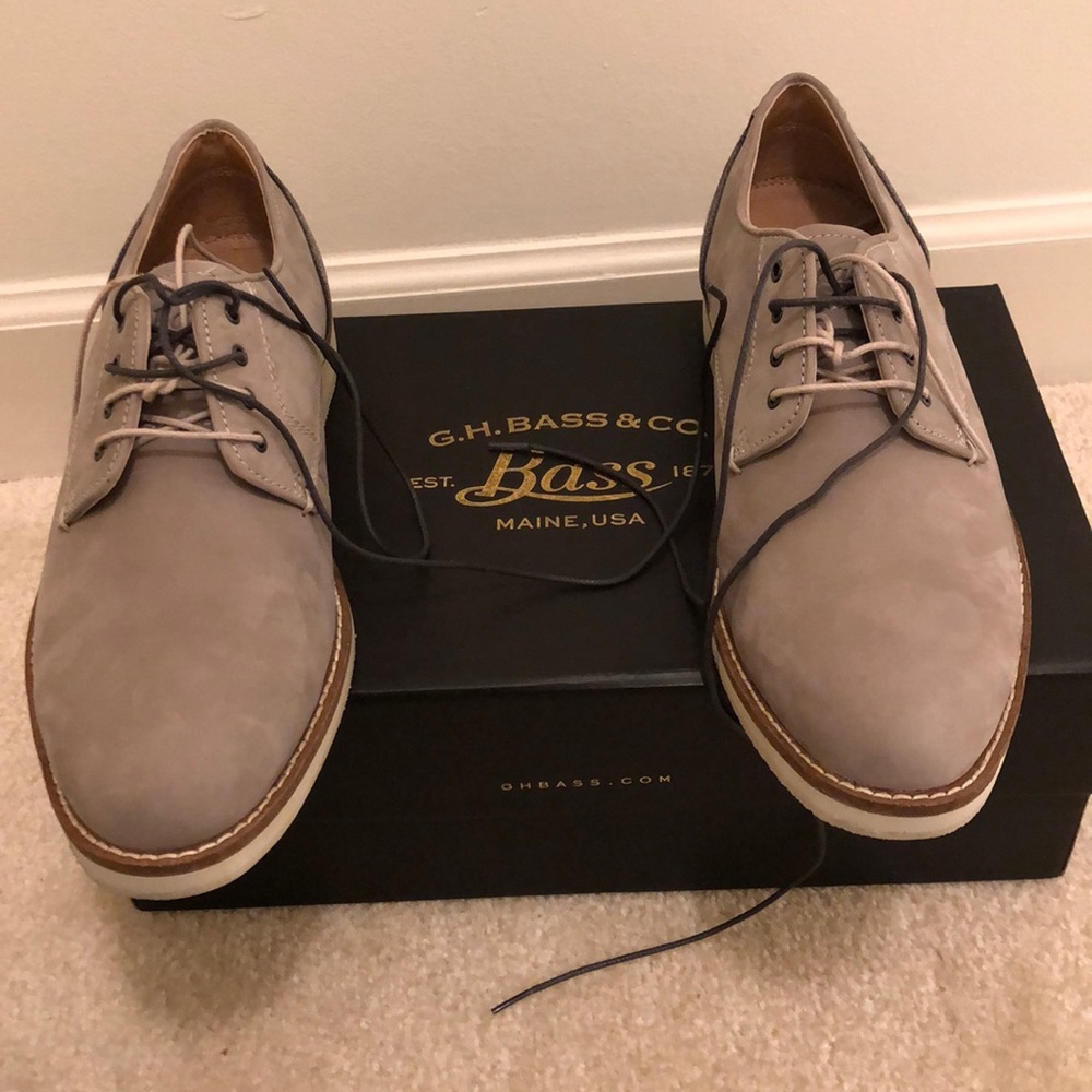 Gray bass oxfords